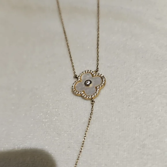 Elegant Gold Pearl Necklace - Picture 2 of 3